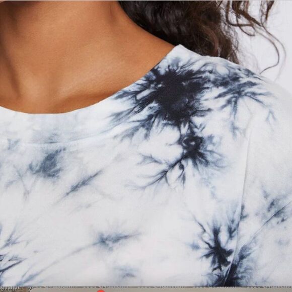 Sundown by Splendid black and white tie dye cropped tee shirt NWT size medium - Picture 3 of 13